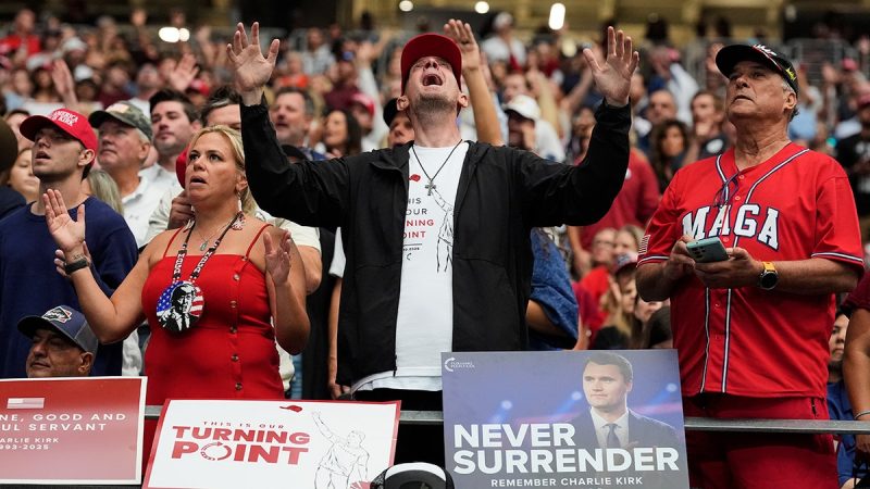 Conservatives rally around ‘revival’ message after Kirk’s murder, slam Dems for violent George Floyd riots